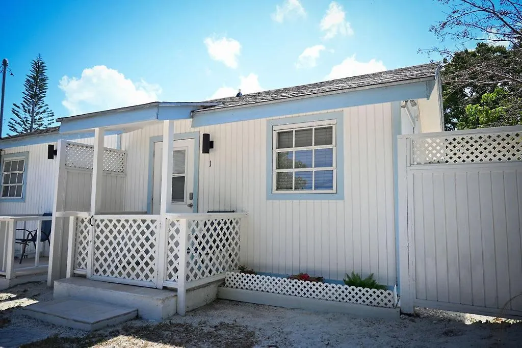 Nadiyah'S Escape Apartment Rock Sound Bahamas